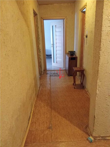 Tei apartament decomandat in bloc din 1984, rebilitat